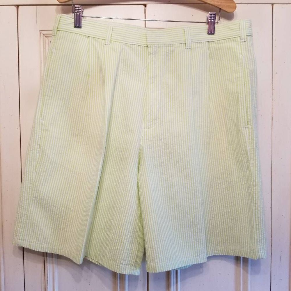 T. Harris London Lime Green Seersucker Shorts 38